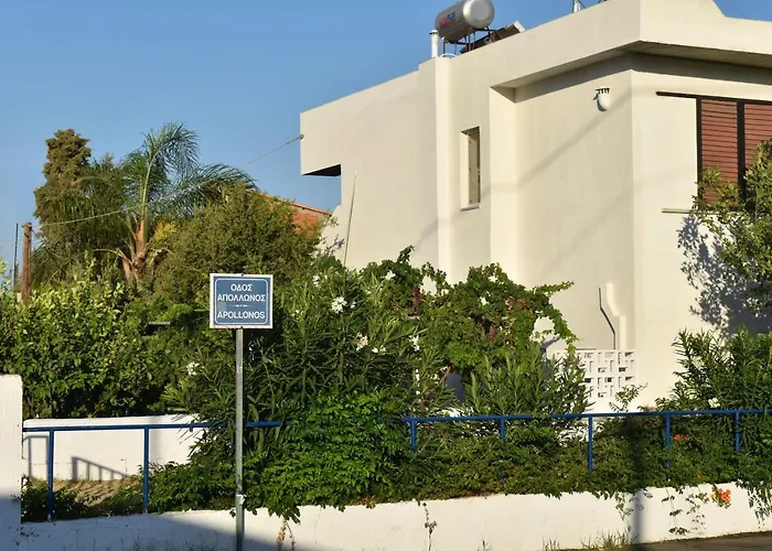 Pervoli Casa de Férias *