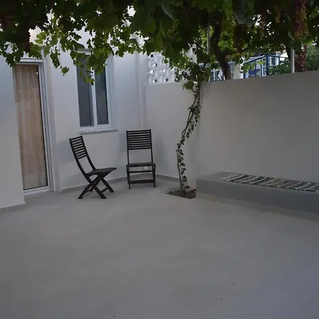 Holiday home Pervoli *