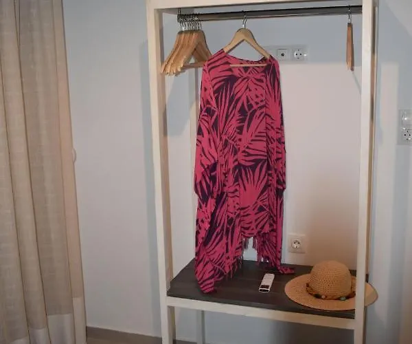 Pervoli Case de vacanță